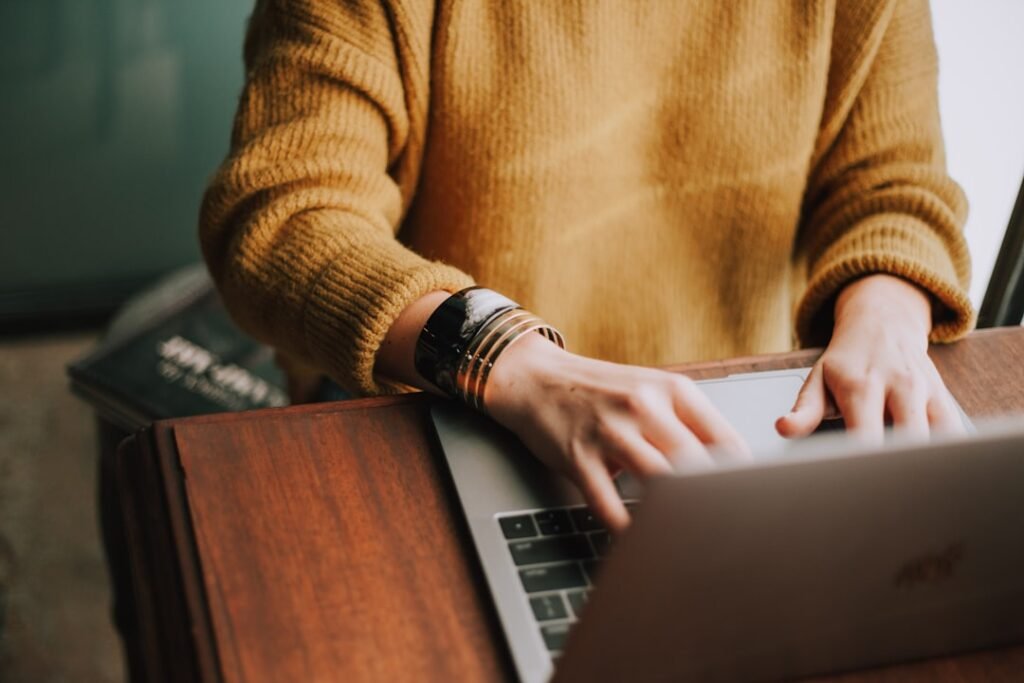Photo Virtual tutor